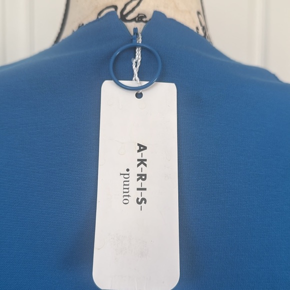 Elegant Blue Akris Punto Women's Dress - Picture 4 of 9